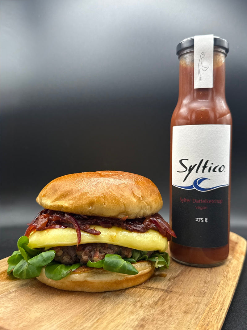 Lammburger mit Sylter Dattelketchup und Camembert